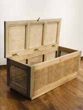 Load image into Gallery viewer, Rattan Trunk - Large - Weathered Oak.

